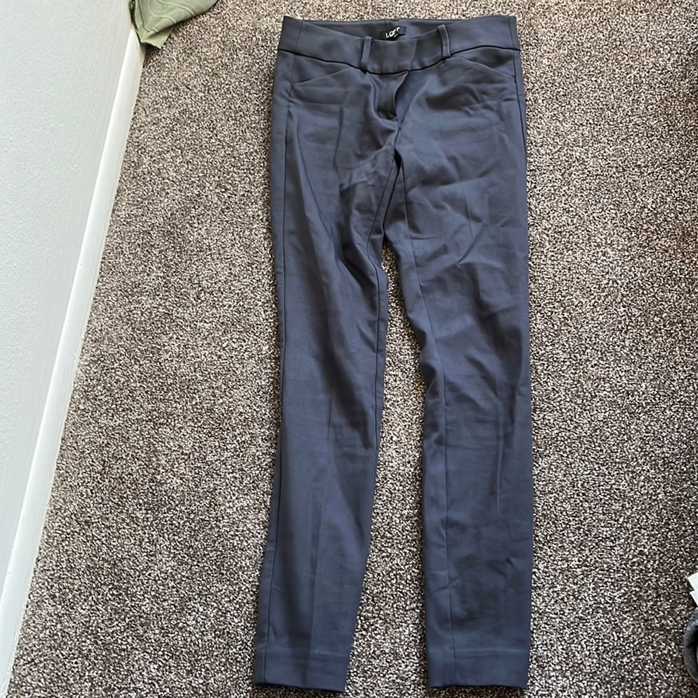 Women’s loft dress pants. Size 00 petite. Grey.